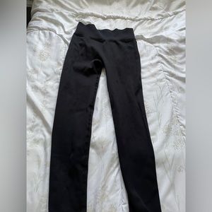 Black Tight Leggings - M